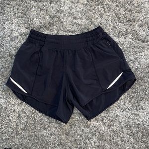 Lululemon Hotty Hot Low Rise Shorts